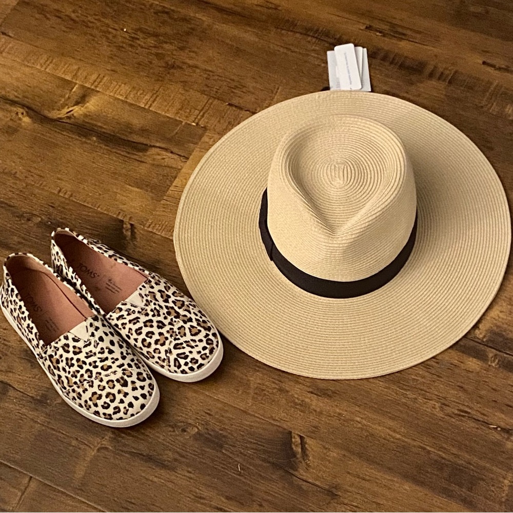 Toms loafer/sneakers!